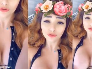 Carina agony orgasmo faccia giovane rossa adolescente reale masturbazione