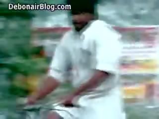 Babilona reged movie clip scene with big ireng dravida man kathal kathai 2009