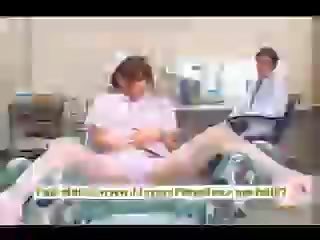 아키호 요시자와 성욕을 자극하는 아시아의 간호사 즐긴다 놀리는 그만큼 의사