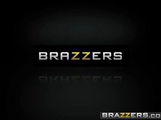 Brazzers - adolescence comme elle grand - avi amour seth gamble - chatte sur la billard table - bande annonce aperçu