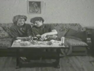 De epoca lesbiene: două doamne hd sex clamă video e5