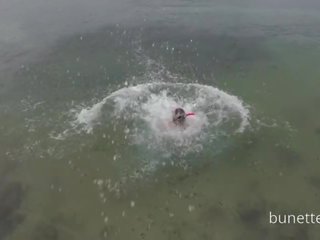 Bunette Butt Plug Swim and Pee in Paradise